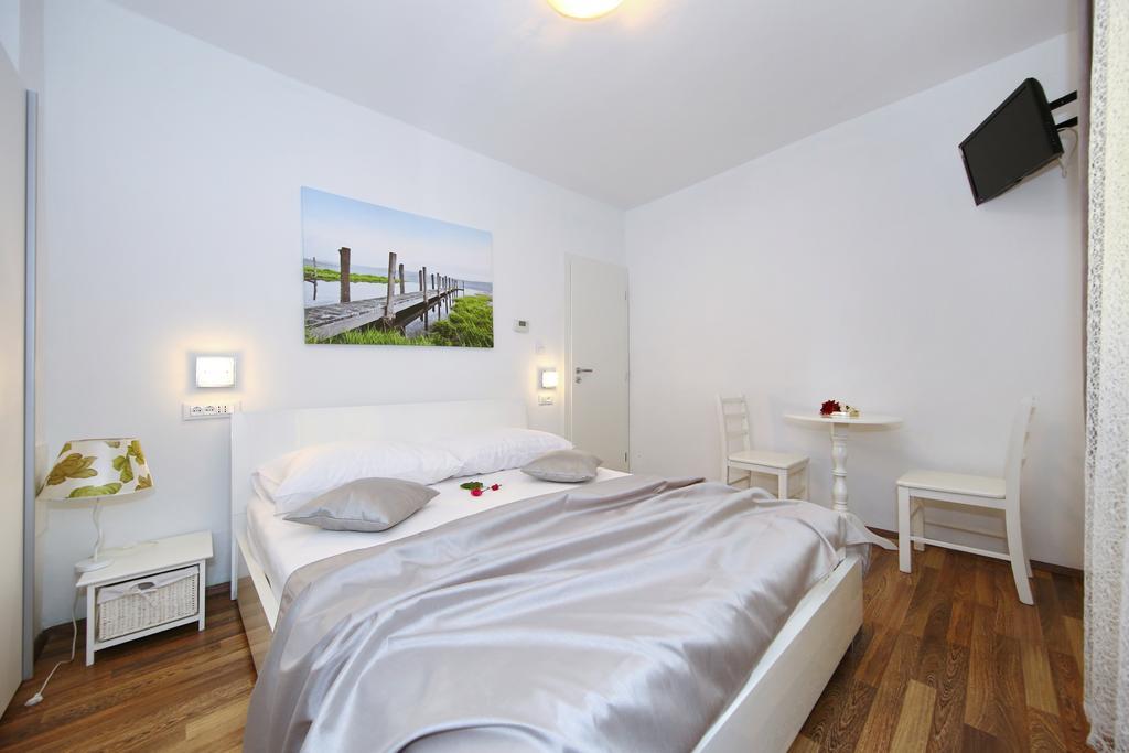 Apartments Maruna Self Check-In زادار المظهر الخارجي الصورة